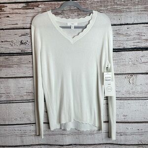 🏷️ NWT Nordstrom’s 1901 Sweater Women’s XL Long‎ Sleeve V-Neck Scalloped Trim